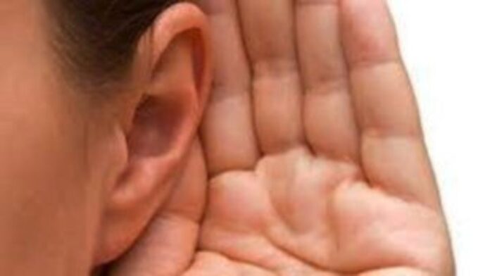 Covid-19: Μετά την απώλεια όσφρησης και γεύσης μπορεί να προκαλέσει ξαφνική μόνιμη απώλεια ακοής!