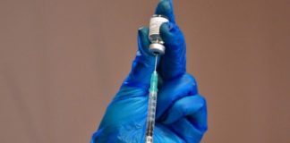 Εθνική Επιτροπή Εμβολιασμών: Κανονικά ο εμβολιασμός με το εμβόλιο Astra Zeneca